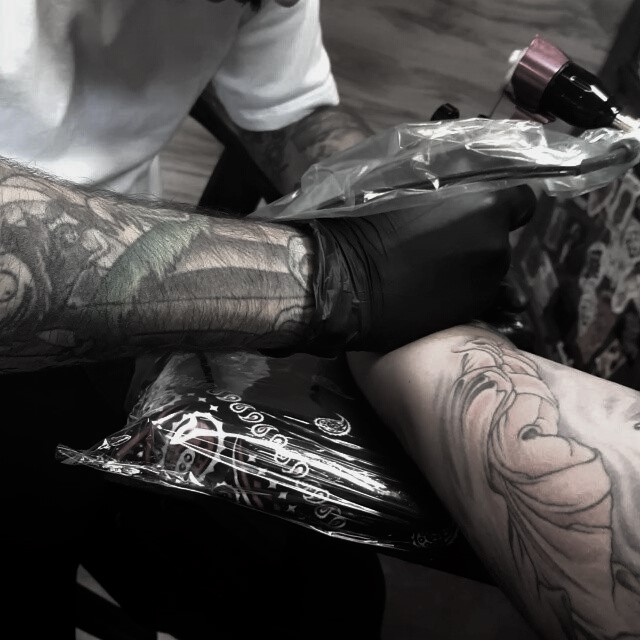 1391292_1062733273746436_1714794071_n